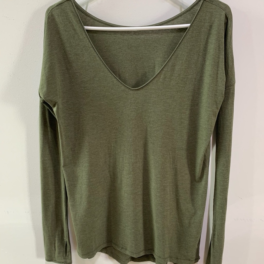 Lululemon Flip Your Dog Long Sleeve